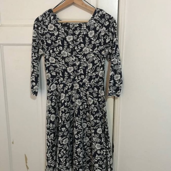 Navy & white floral-pattern skater dress size S - Picture 4 of 4